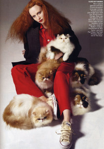 Illustration for article titled Older Women Heard, But Not Seen, In Vogue's "Age Issue"